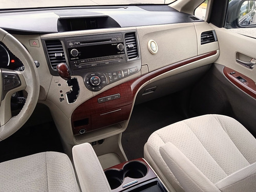 Imagen 8 de 10 de Toyota Sienna Xle 2011