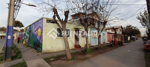 Casa En Arriendo De 3 Dorm. En Nocedal Estación Central