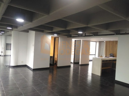 Imagen 22 de 30 de Oficinas En Arriendo Poblado 643-4645