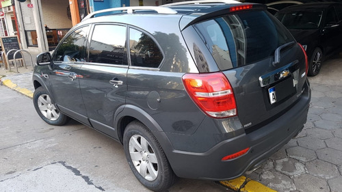 Chevrolet Captiva 2018 2.4 Lt Gris Suv 7 Asientos 1* Mano