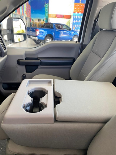 Imagen 8 de 11 de F-450 Xl, Diesel 6.7l, 4v Automatica 10 Vel, Tela