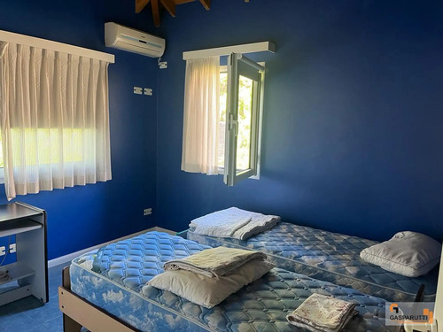 Casa En Venta Y Alquiler En Septiembre, Escobar. 5 Ambientes