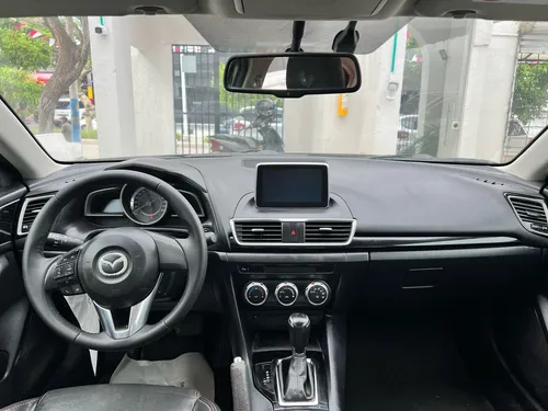 Mazda 3 2.0 Touring At