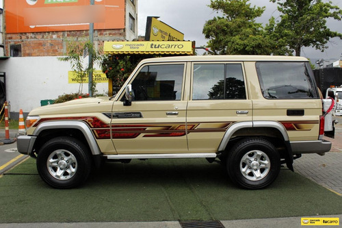 Toyota Land Cruiser Lx