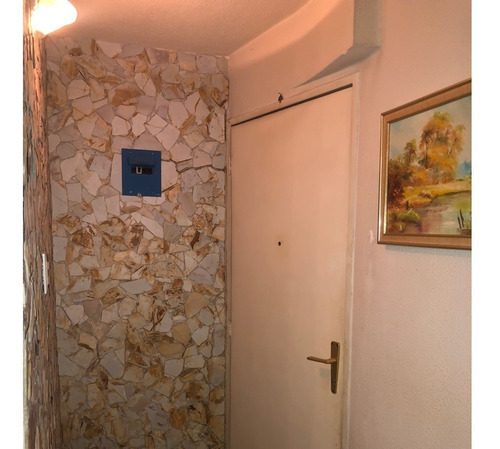 Imagen 2 de 8 de Vendo Apartamento Tipo Estudio - A Pocos Metros De La Ucv