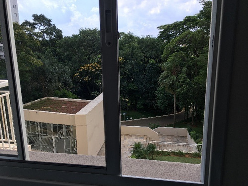 Apartamento À Venda Na Estrada São Francisco, Jardim Wanda, Taboão Da Serra - Sp - Liv-8844