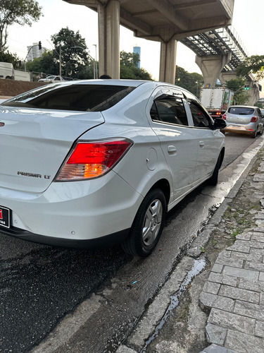 Chevrolet Prisma 1.0 MPFI LT 8V FLEX 4P MANUAL