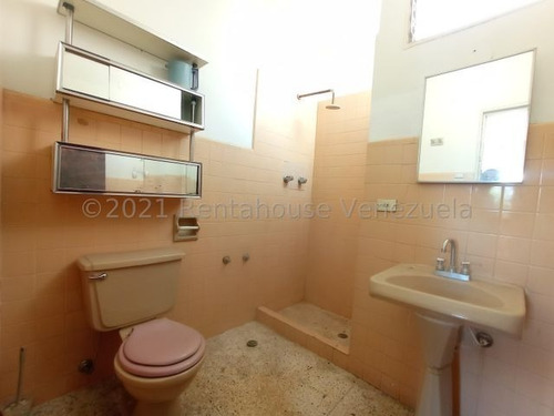 Imagen 9 de 14 de Grato Apartamento En Venta Zona Centro # 4 22-12332 Gbf