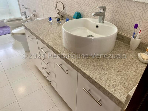 Apartamento En Alquiler Los Palos Grandes Mls#25-10528
