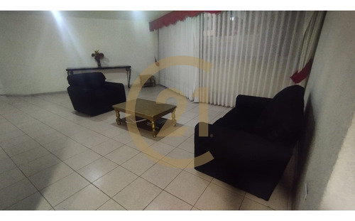 Se Vende Hermoso Departamento En Sector Central