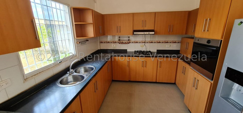Imagen 12 de 21 de Leida Falcon Rentahouse Vende Townhouse En La Cumaca San Diego 23-642 Lf