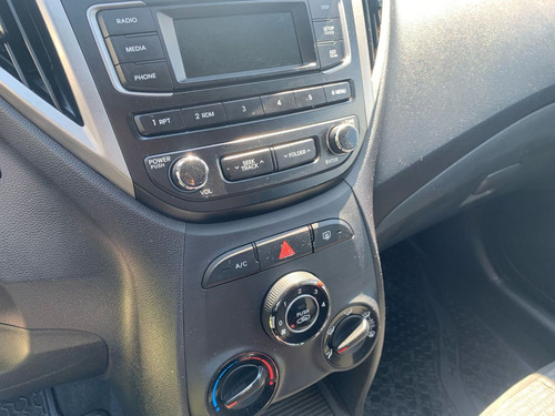 Hyundai HB20 HB20 Unique 1.0 Flex 12V Mec.