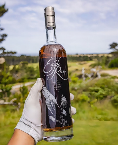 Bourbon Eagle Rare Straight Caba Sin Cargo
