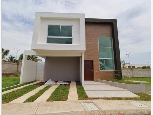 Imagen 2 de 12 de Casa Sola En Renta Fracc La Rioja
