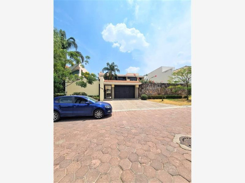Imagen 5 de 12 de Casa En Venta En Lujoso Residencial Cumbres Del Campestre