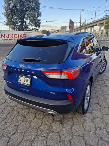 Ford Escape 2.5 Titanium Hybrid At