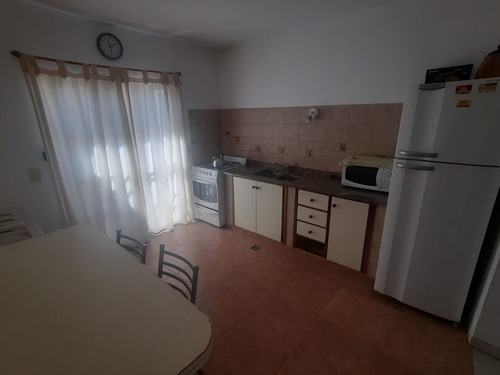 Triplex Amplio Y En Impecable Estado A La Venta Sin Expensas