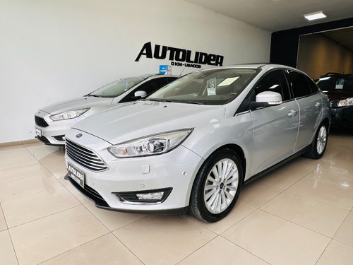 Ford Focus III 2.0 Sedan Titanium At6