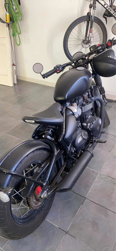 Trumph Bobber Black