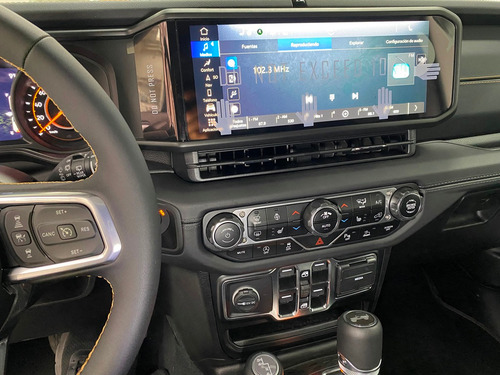 Jeep Wrangler SAHARA