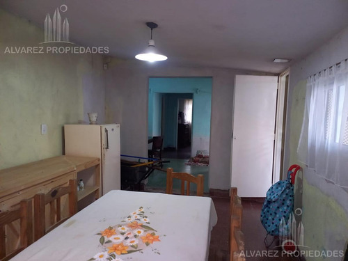 Imagen 13 de 27 de Casa - Francisco Alvarez 4 Ambientes