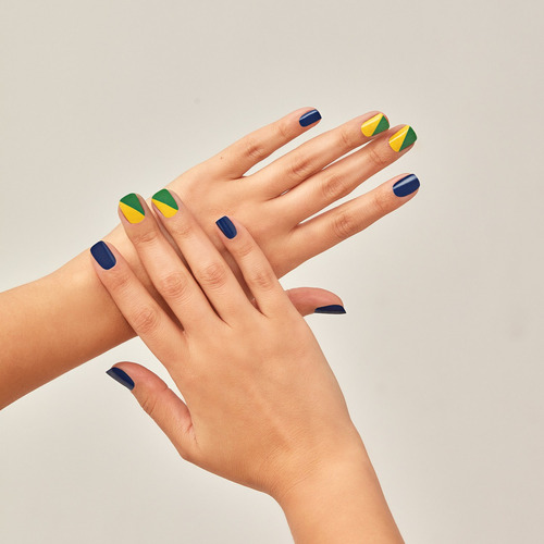 Quem Disse, Berenice? Esmalte Amarelo Empolgação 15ml