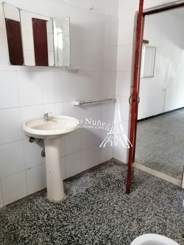 Propiedad De Sólida Construcción- Ref: 3595