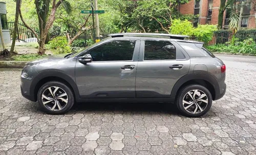 Citroën C4 Cactus 1.6 Shine Turbo Aut