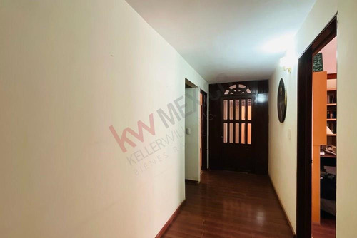 Experimenta El Lujo Y La Comodidad En Esta Impresionante Residencia Con Una Superficie De 600 M2 ...