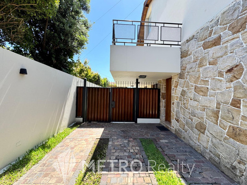 Venta Chalet En La Barranca De Quilmes