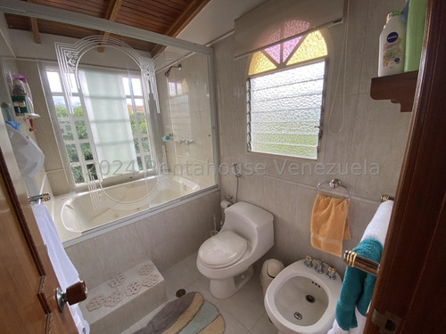 Estupenda Casa En Macaracuay 25-14084