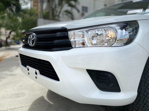 Toyota Hilux Cd Standard 2.8 0km
