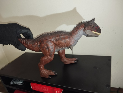 Carnotaurus Toro Camp Cretaceus Jurassic World (Usado)