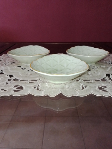 Imagen 2 de 5 de Platicos Para Postres Con Forma De Hoja Japoneses
