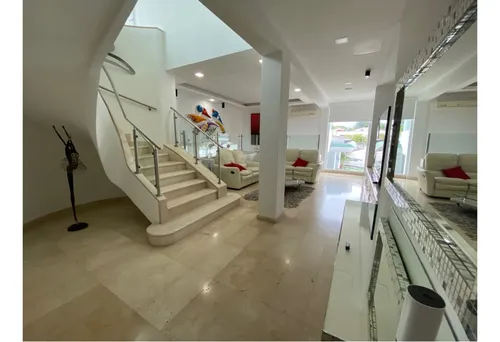 Casa En Venta En La Lagunita