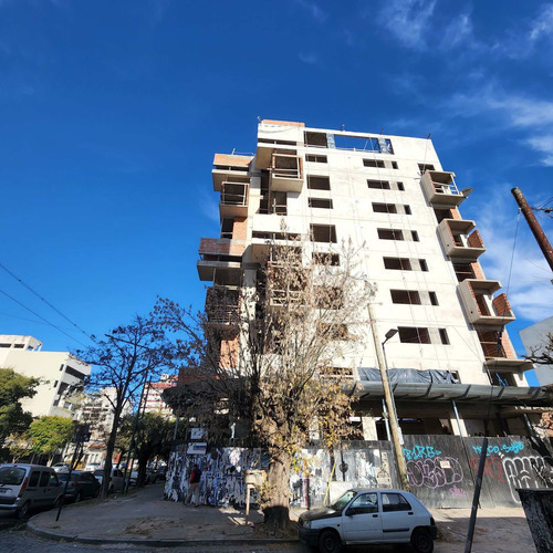 Imagen 2 de 10 de Departamento De 1 Dormitorio En Barrio Norte