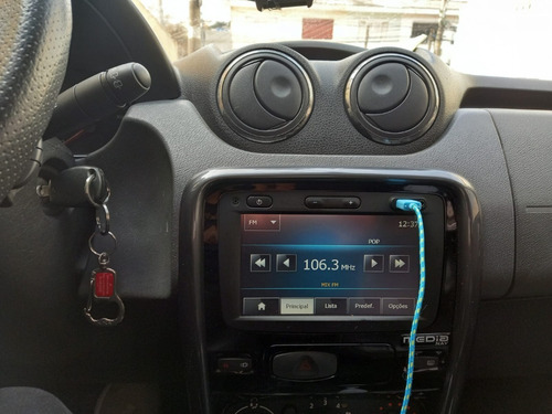 Imagem 8 de 9 de Renault Duster Tech Road 2.0 16v Automática 13/14 - Preta