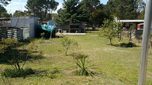 Casa De Dos Pisos En Las Toscas!