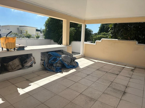 Casa En Venta En La Castellana
