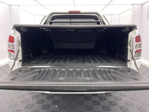 Mitsubishi L200 2.5l