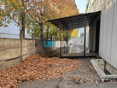 Bodega Industrial En Venta En Huechuraba