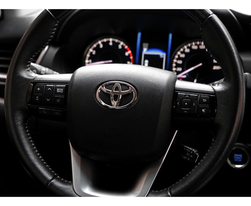 Toyota Hilux SW4 2.7 VVT-i FLEX SRV 7L 4X2 AUTOMÁTICO