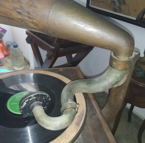 Vitrola Victor. Trompeta Madera De Roble. Circa 1920. (Usado)