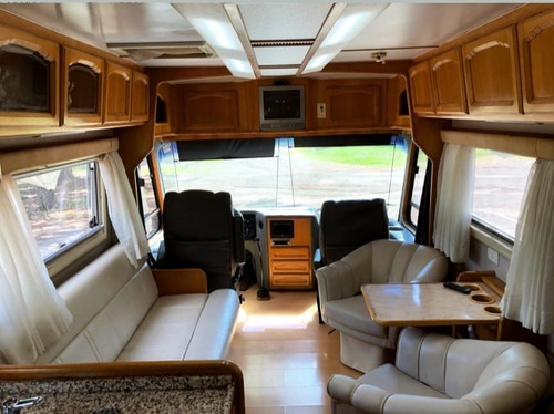 Imagem 4 de 9 de Motorhome Hobby - Ano De Fabricação: 2003