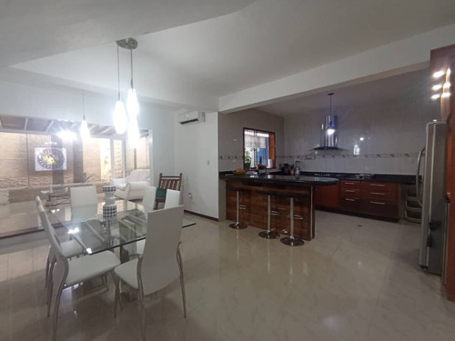 Venta Hermosa Casa La Campiña Naguanagua