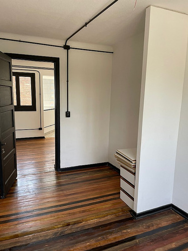 Venta Casa Remodelada En Comuna De Santiago