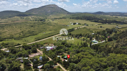 Imagen 16 de 17 de Casa En Venta En Playa Hermosa, Piriápolis. 2 Dormitorios, 1 Baño. Oportunidad!