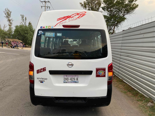 Imagen 3 de 8 de Nissan Urvan 2014 2.5 Panel Ventanas Mt