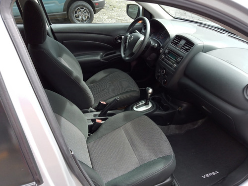 Imagen 9 de 14 de Nissan Versa 2019