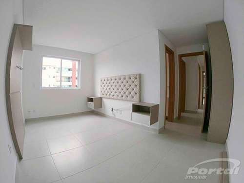 Lindo Apartamento Na Itoupava Norte. Residencial Alasca. O Apartamento Possui 2 Dormitórios, Sendo 1 Suíte, Banheiro Social, Sala, Cozinha, Lavação E Ampla Sacada Com Churrasqueira. - 3579750